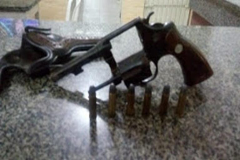 BPRaio de Tauá apreende arma de fogo e prende uma pessoa em Quiterianópolis BPRaio de Tauá apreende arma de fogo e prende uma pessoa em Quiterianópolis