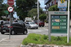 Petrobras anuncia novo aumento no preço da gasolina e do diesel