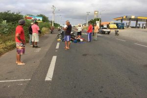 Acidente na BR 020 em Tauá deixa dois feridos