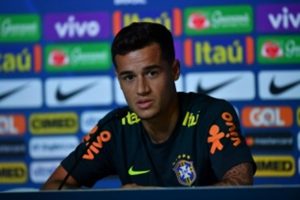 Neymar “sentiu um pouco de dor, mas é normal”, minimiza Coutinho