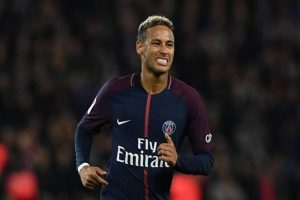 Neymar vai em busca do tempo perdido no PSG