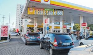 Preço do diesel dispara até R$ 0,50 nos postos de Fortaleza