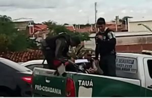 Pró-Cidadania encontra motocicleta abandonada próximo ao Serrote Quinamuiú