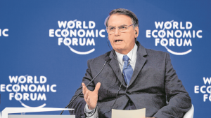 Bolsonaro defende maior abertura comercial do Brasil em Fórum