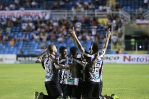 |GOLEADA| Com Ricardo Bueno em noite inspiradíssima, o Ceará bateu o Ferroviário por 6 a 2. Atacante participou de cinco gols do Alvinegro do Porangabuçu