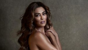 Juliana Paes posa nua em ensaio fotográfico de Dia da Mulher