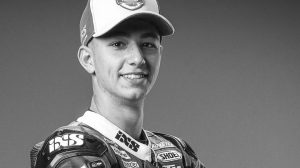 Piloto Jason Dupasquier morre aos 19 anos após acidente no Moto3